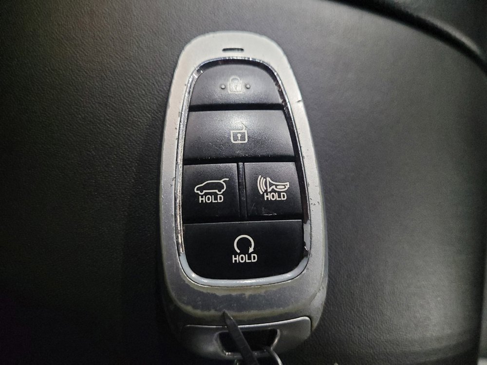 Used 2023 Hyundai Santa Fe SEL AWD/4WD image 32