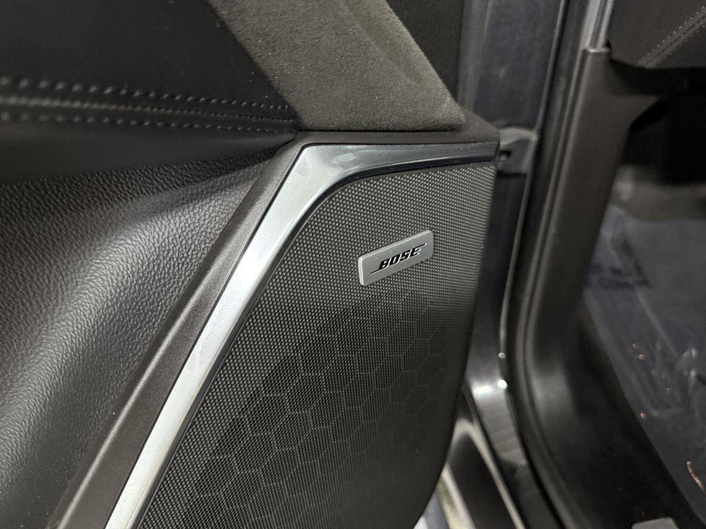 Used 2016 Cadillac Escalade ESV Platinum AWD/4WD image 25