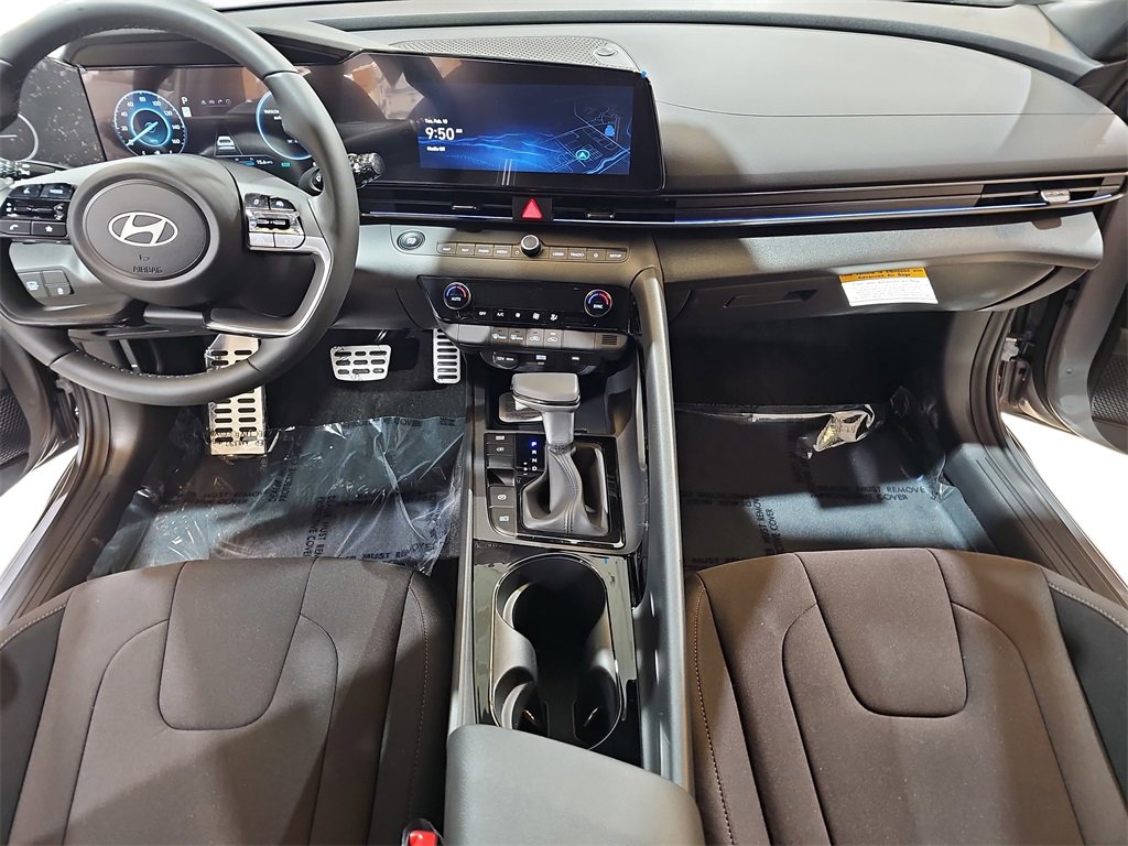 New 2026 Hyundai Elantra Sport image 8