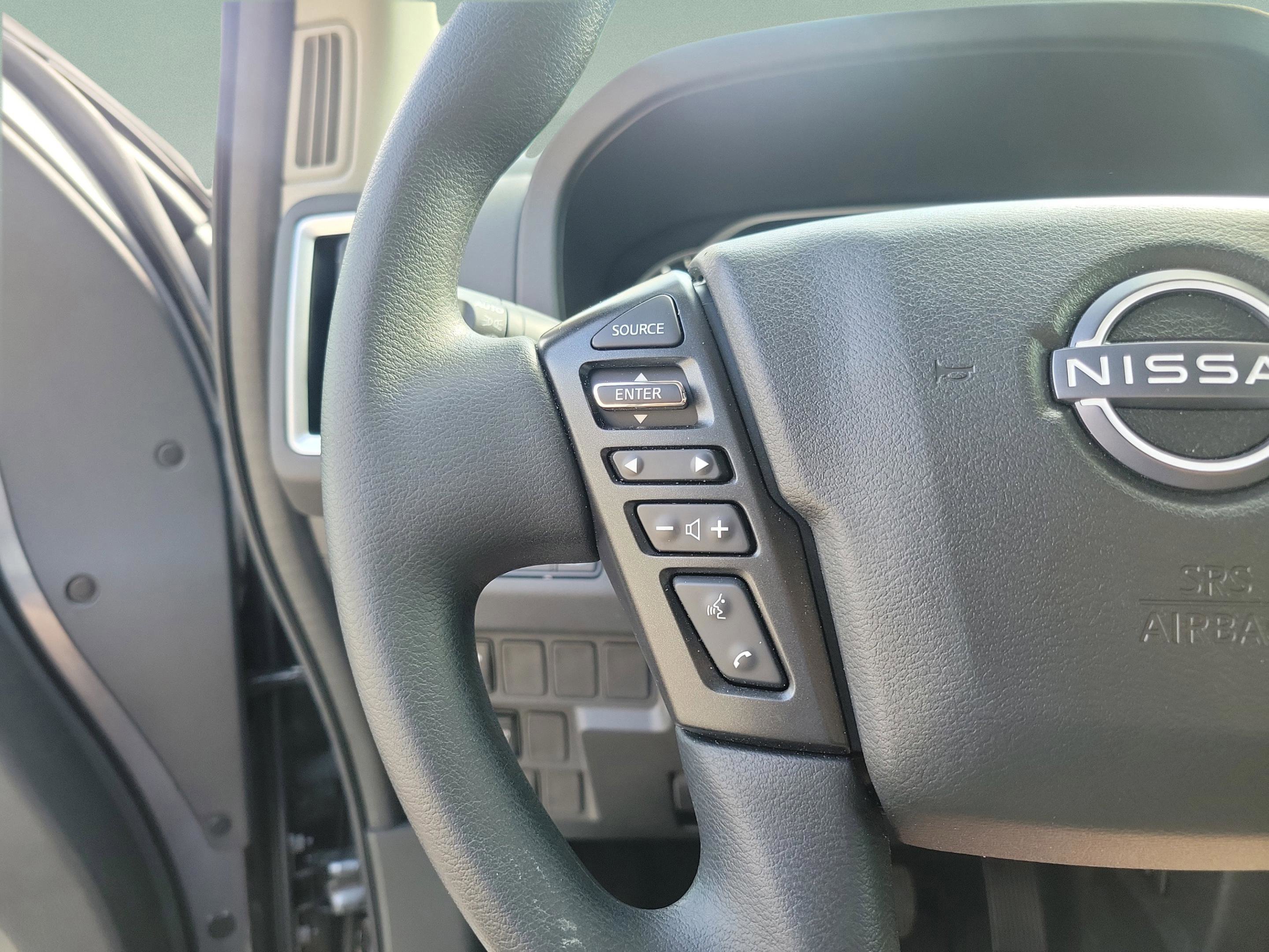 Used 2025 Nissan Frontier SV RWD image 13