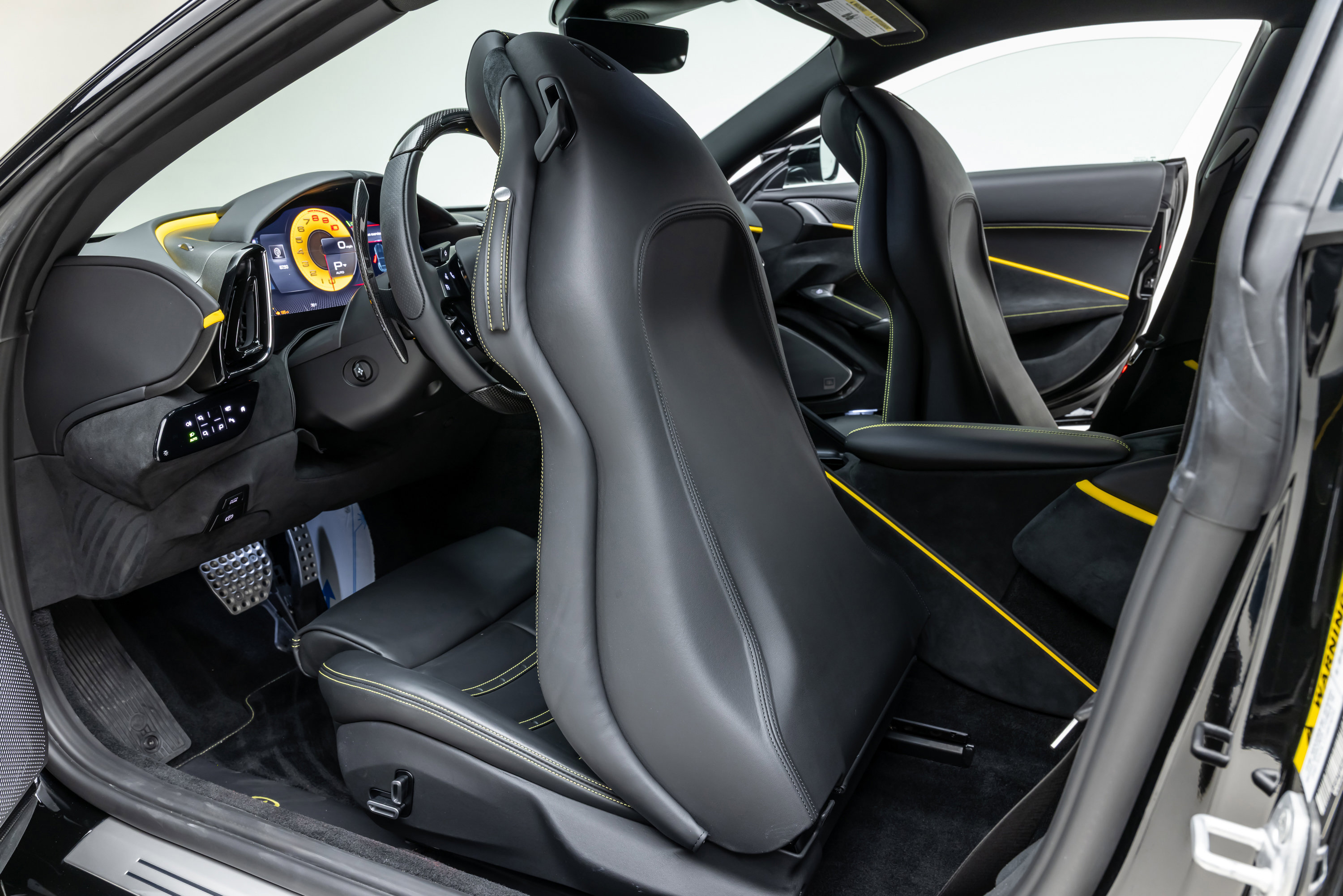 Certified 2023 Ferrari Roma image 67