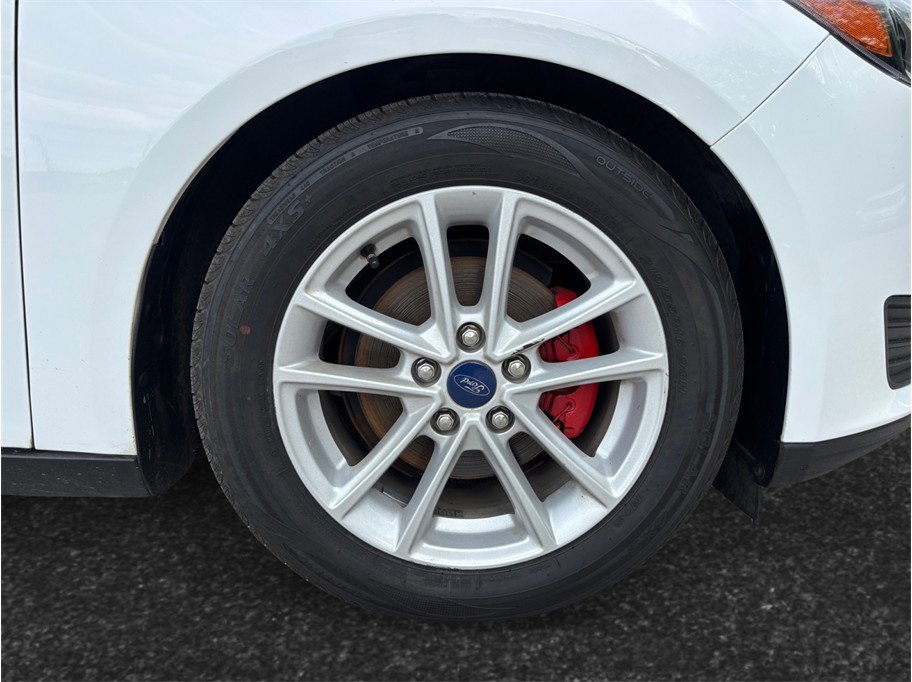 Used 2017 Ford Focus SE FWD image 12