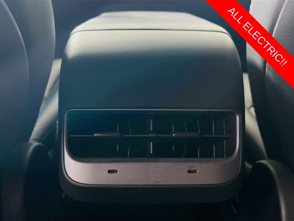 Used 2022 Tesla Model 3 image 25