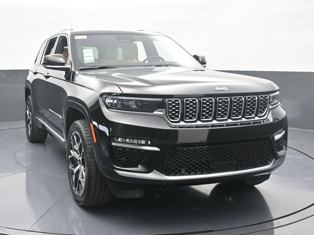 New 2025 Jeep Grand Cherokee Summit image 9