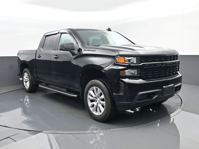 Used 2019 Chevrolet Silverado 1500 Custom w/ Custom Value Package image 3