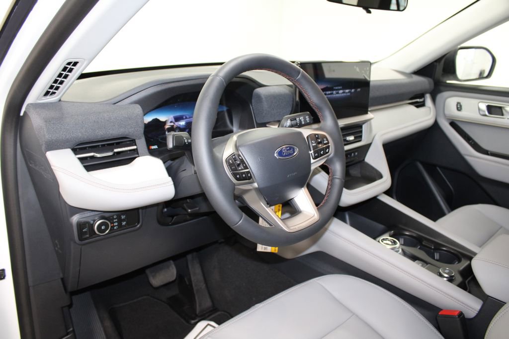 New 2026 Ford Explorer Active w/ Active Comfort Package image 22