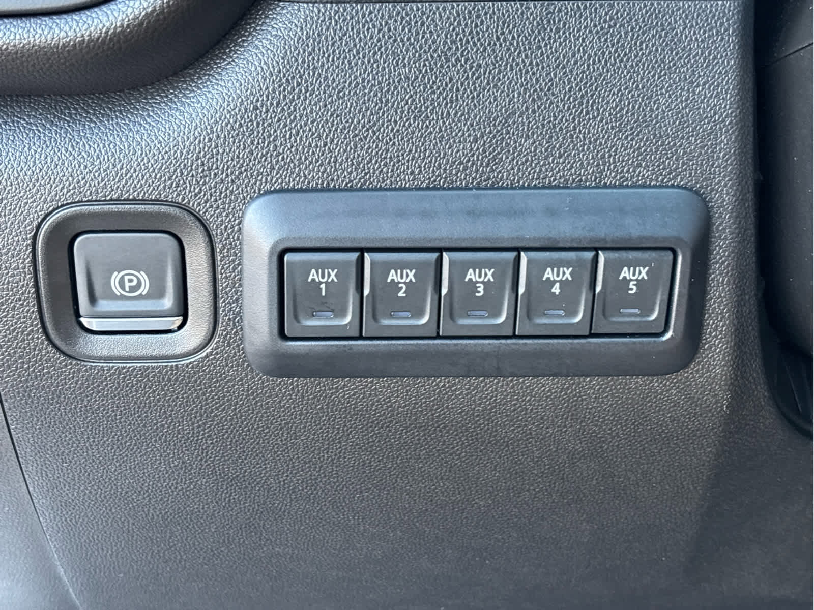 Used 2025 Chevrolet Silverado 3500 W/T w/ WT Convenience Package image 30