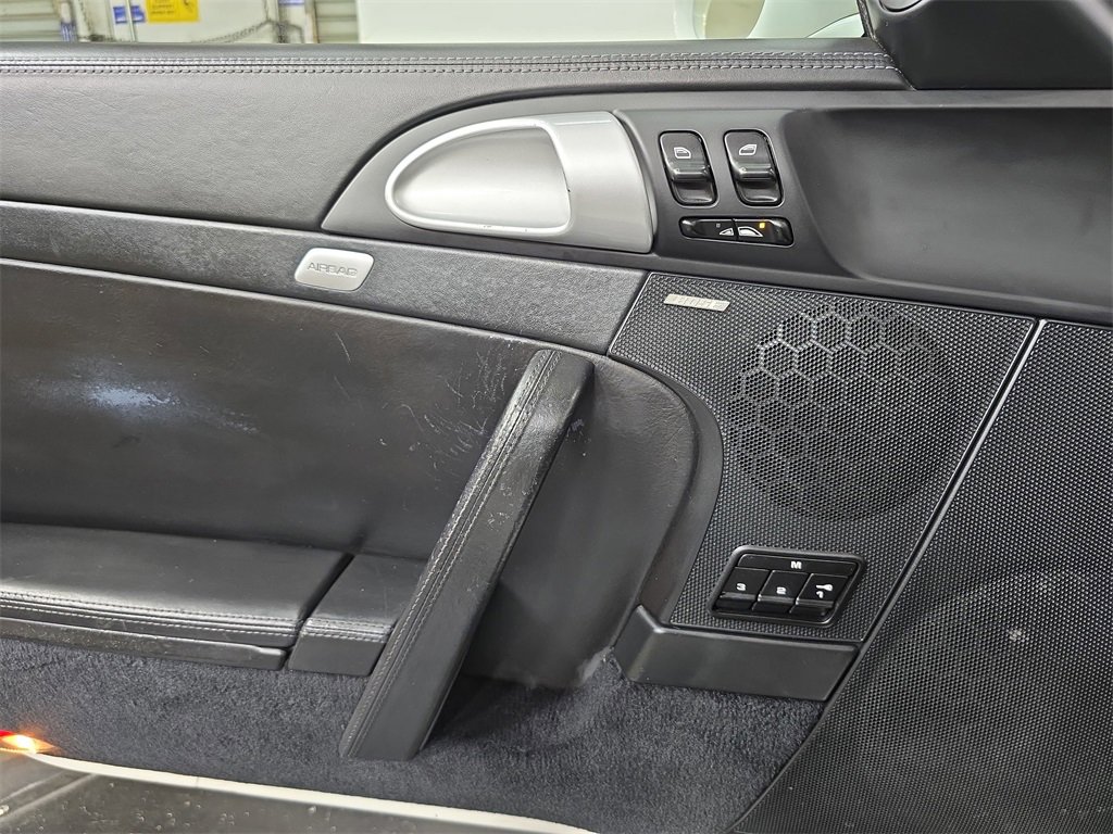 Used 2011 Porsche 911 Turbo S image 22