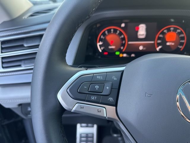 Certified 2025 Volkswagen Atlas Peak Edition SE image 13