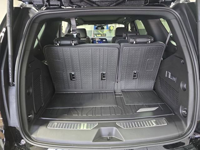 New 2026 Chevrolet Tahoe RST w/ RST Capability Package image 14