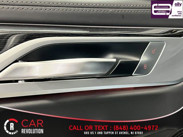 Used 2020 BMW 750i xDrive w/ Executive Package AWD/4WD image 44