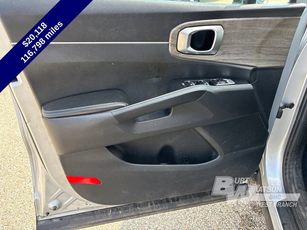 Used 2022 Kia Sorento S w/ Panoramic Sunroof Package AWD/4WD image 26