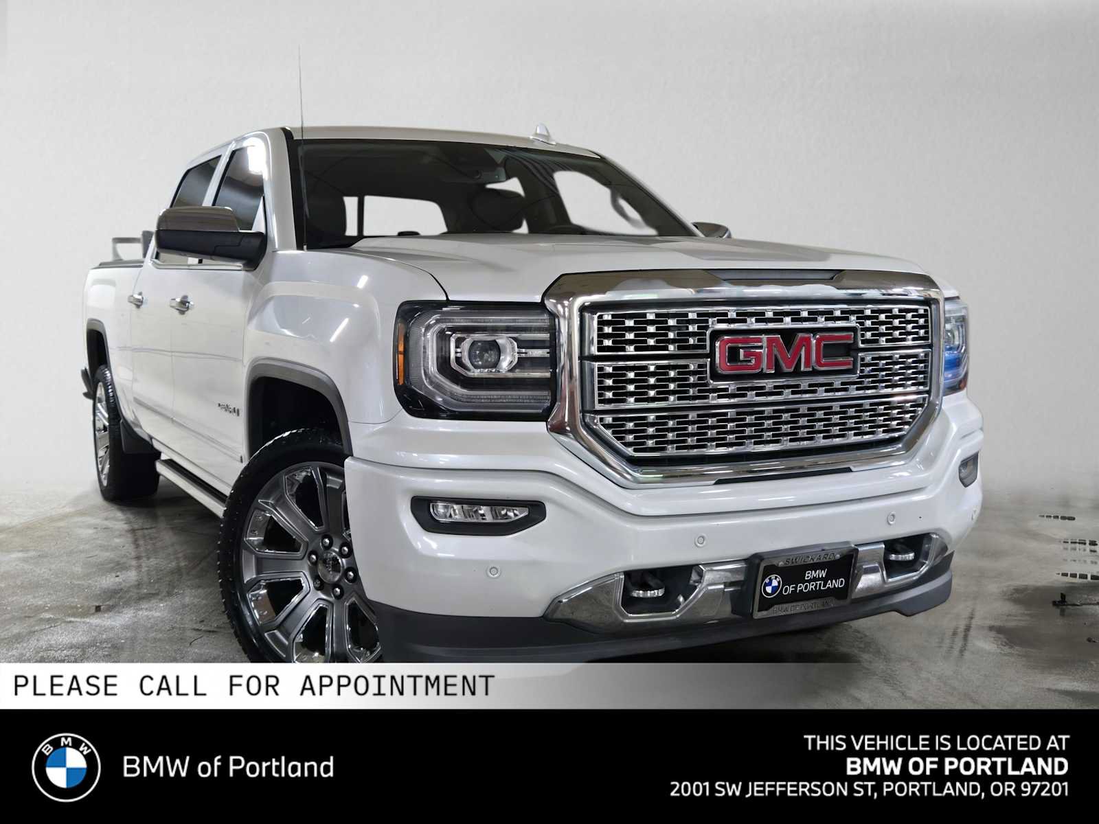 Used 2017 GMC Sierra 1500 Denali w/ Denali Ultimate Package AWD/4WD image 1