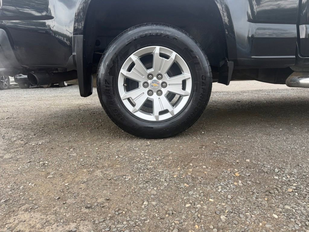 Used 2015 Chevrolet Colorado LT AWD/4WD image 10