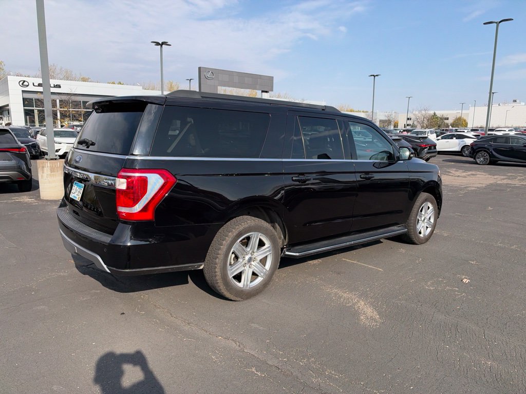 Used 2020 Ford Expedition Max XLT w/ Equipment Group 202A AWD/4WD image 16