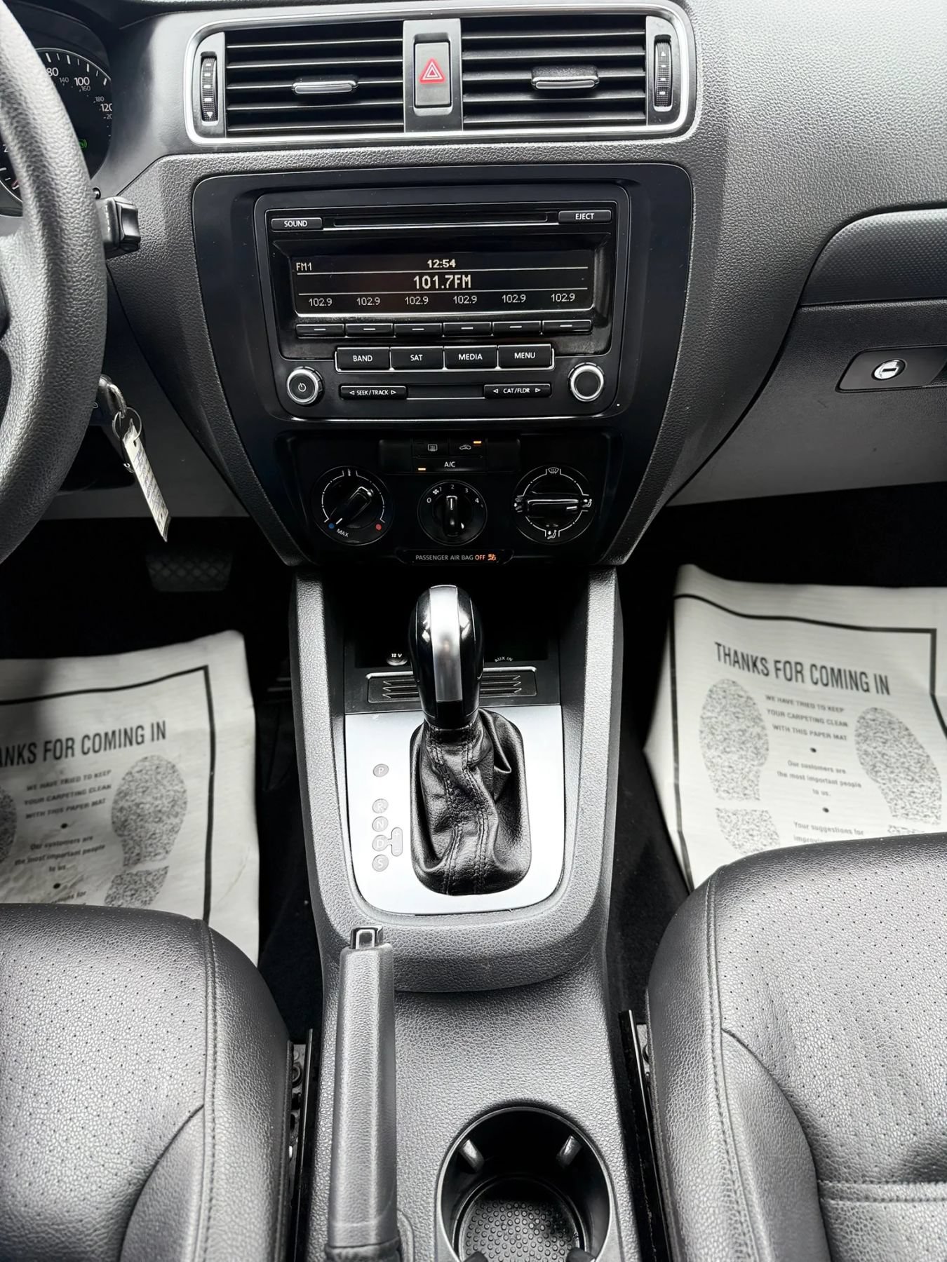 Used 2014 Volkswagen Jetta SE FWD image 16