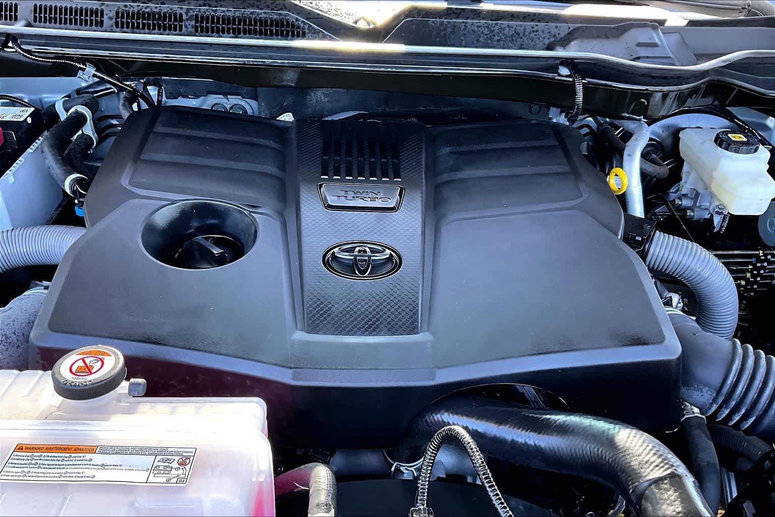 Used 2024 Toyota Tundra Limited w/ TRD Off-Road Package AWD/4WD image 32