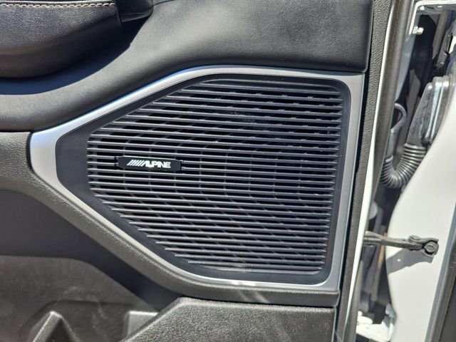 Certified 2024 Jeep Wagoneer Series II w/ Flexible Seating Group image 16