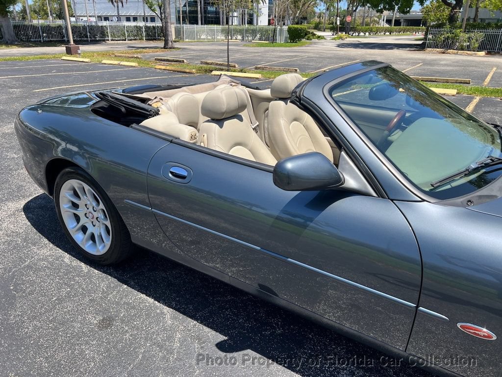 Used 2001 Jaguar XKR Convertible RWD image 33