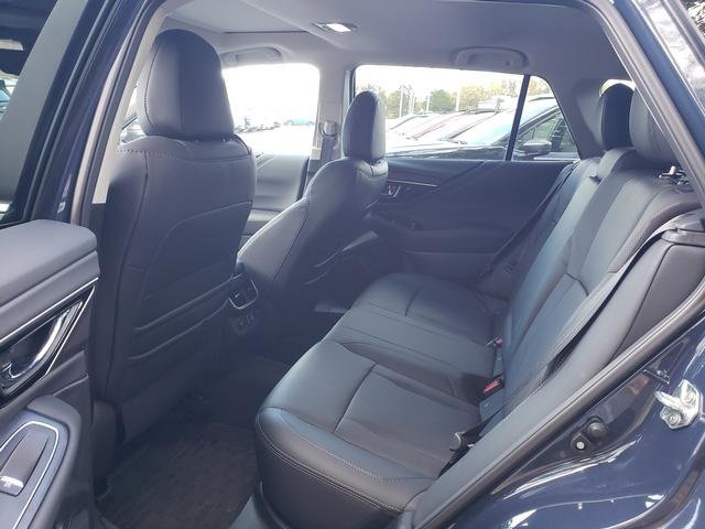 Used 2025 Subaru Outback Limited image 12