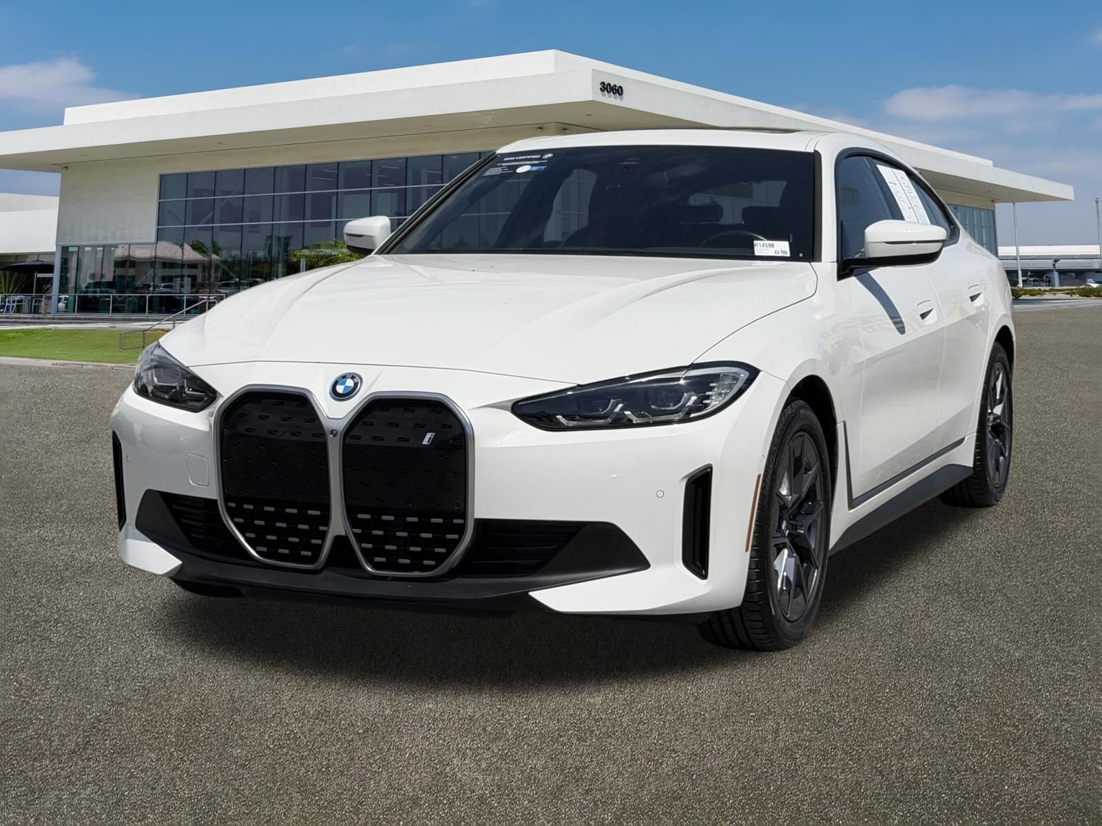 Certified 2023 BMW i4 eDrive35 w/ Premium Package RWD image 4