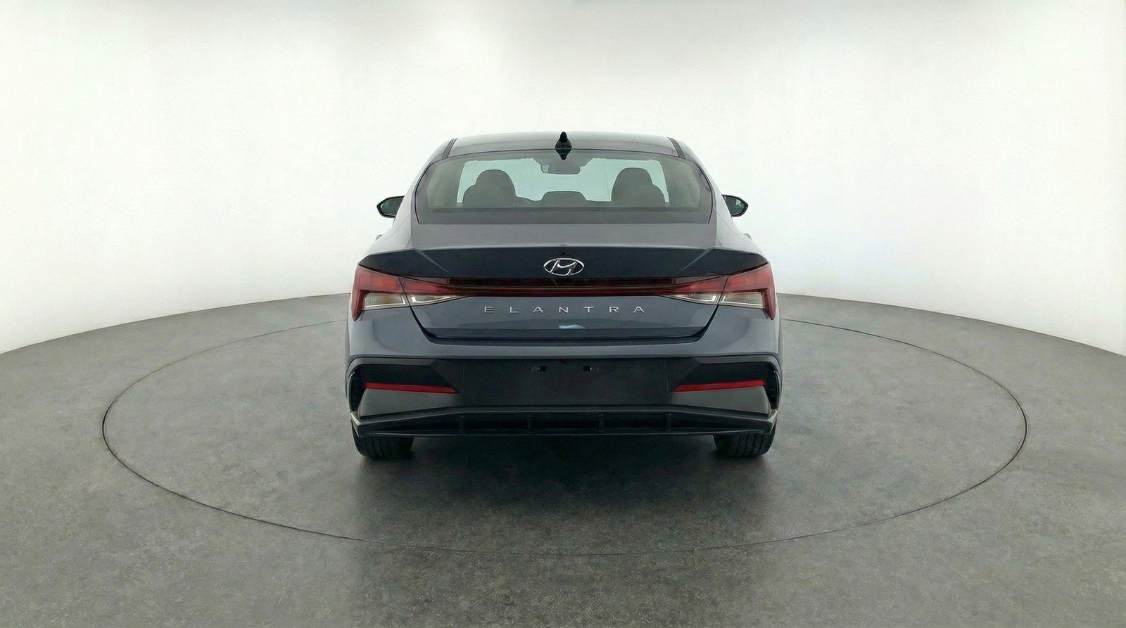 Used 2025 Hyundai Elantra SEL image 7