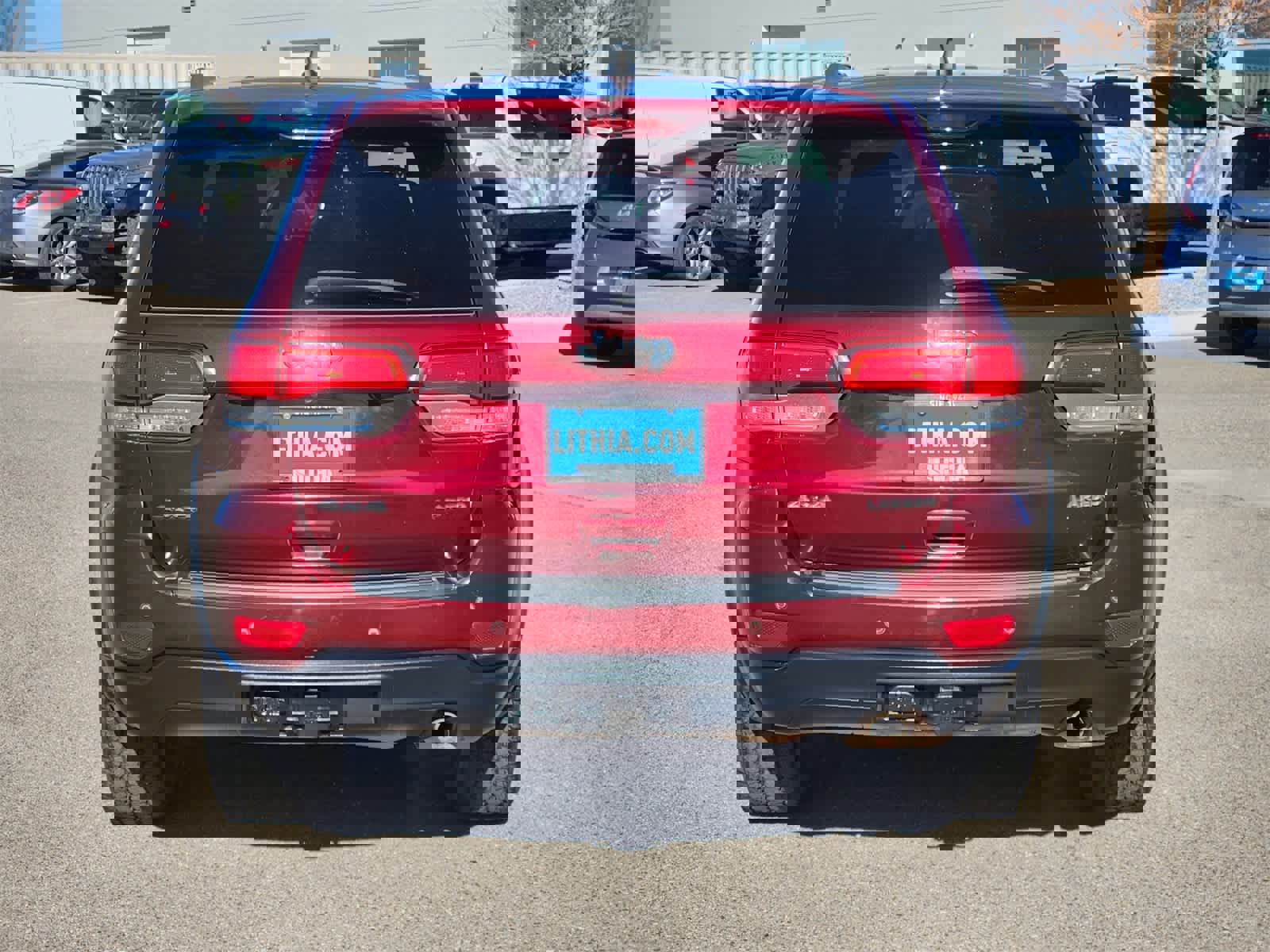 Used 2020 Jeep Grand Cherokee Laredo w/ 18" Wheel & 8.4" Radio Group image 24