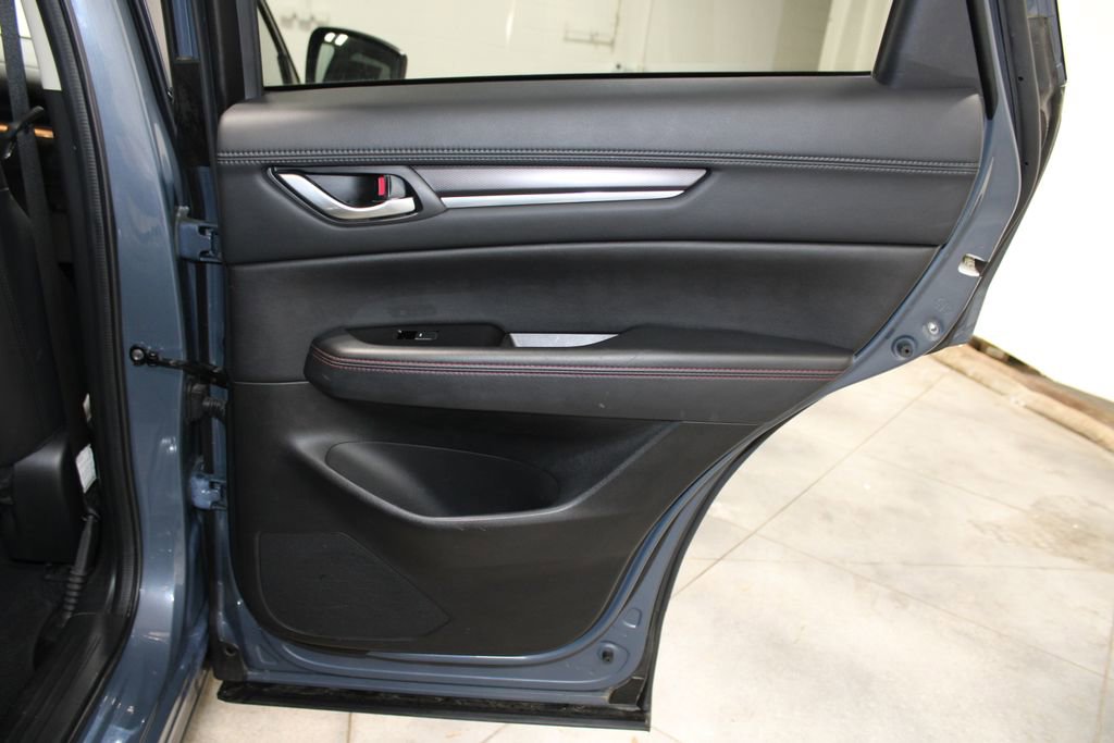 Used 2024 MAZDA CX-5 Carbon Edition image 32