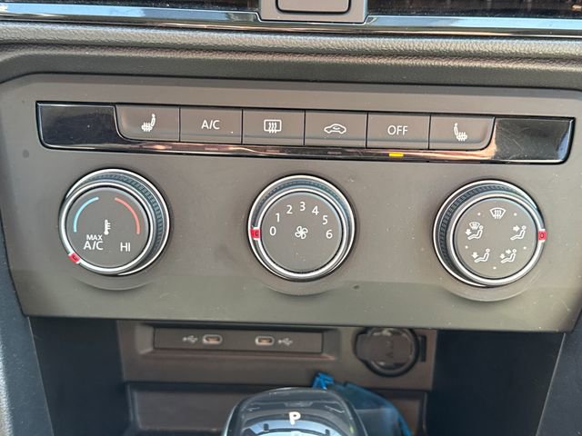 Used 2022 Volkswagen Taos SE w/ Panoramic Sunroof Package image 31