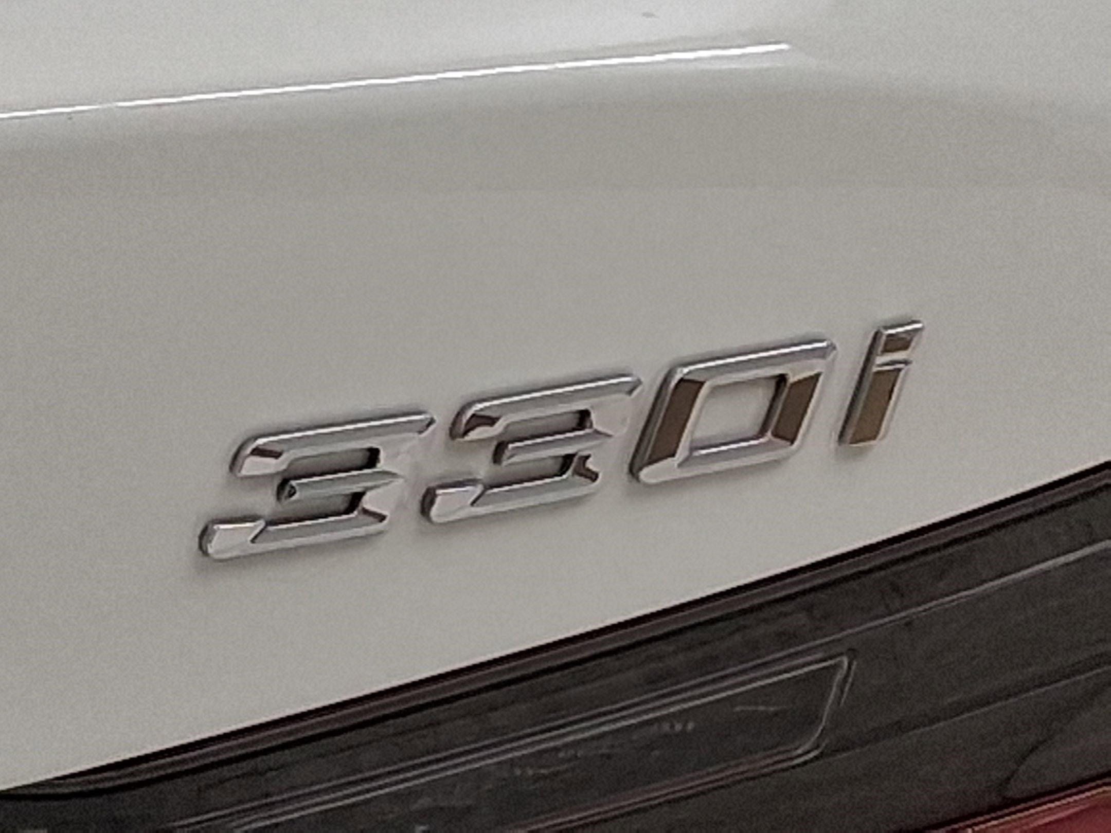 Used 2020 BMW 330i Sedan w/ Convenience Package image 23