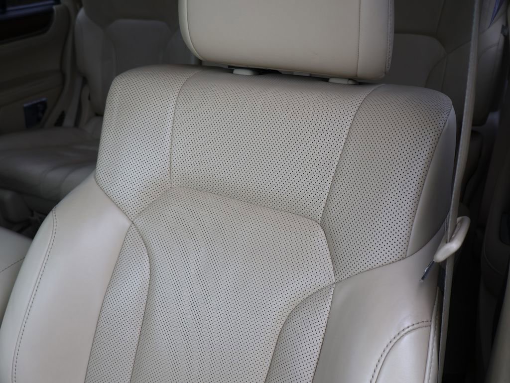 Used 2019 Lexus LX 570 570 image 23