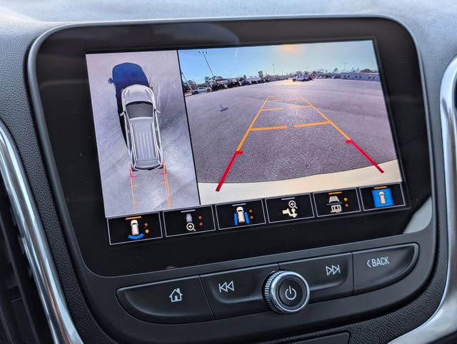 Used 2024 Chevrolet Equinox LT image 18