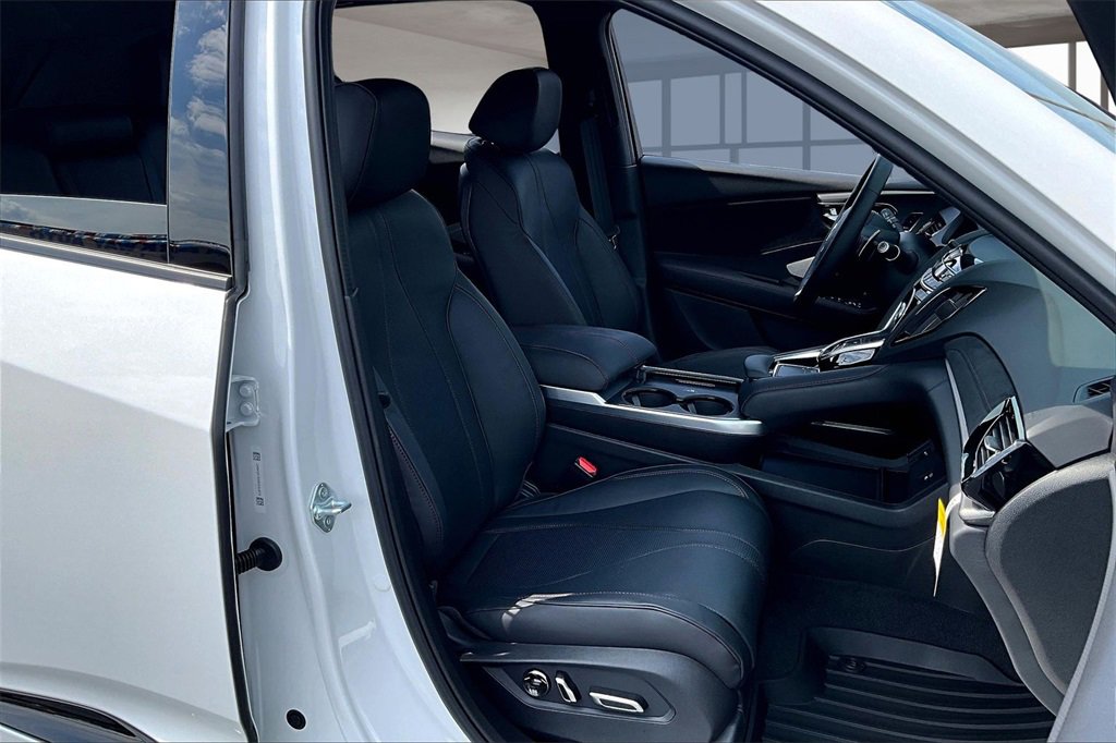 New 2025 Acura RDX AWD w/ A-Spec & Advance Pkg image 13