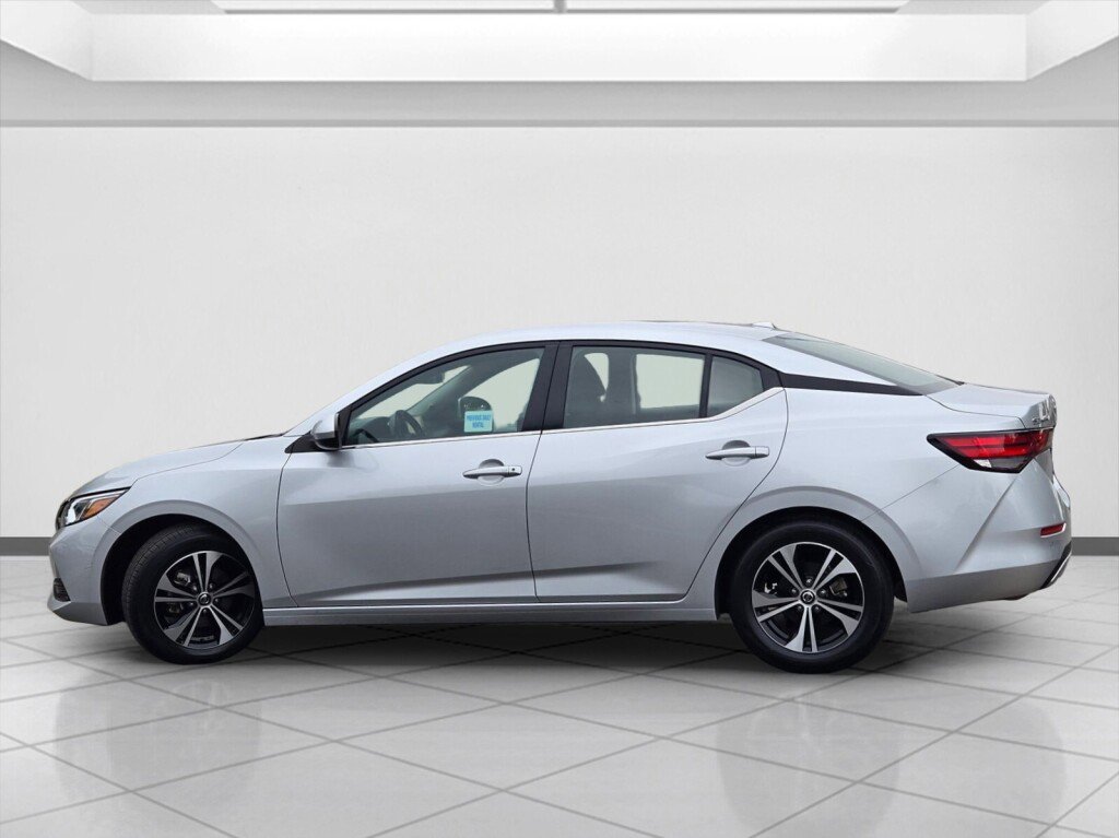 Used 2022 Nissan Sentra SV image 8