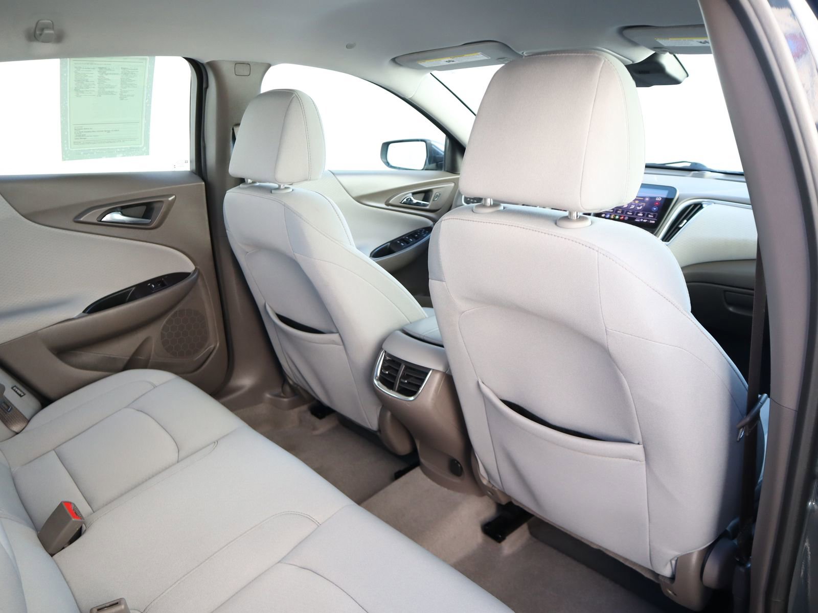 Used 2021 Chevrolet Malibu LT image 47