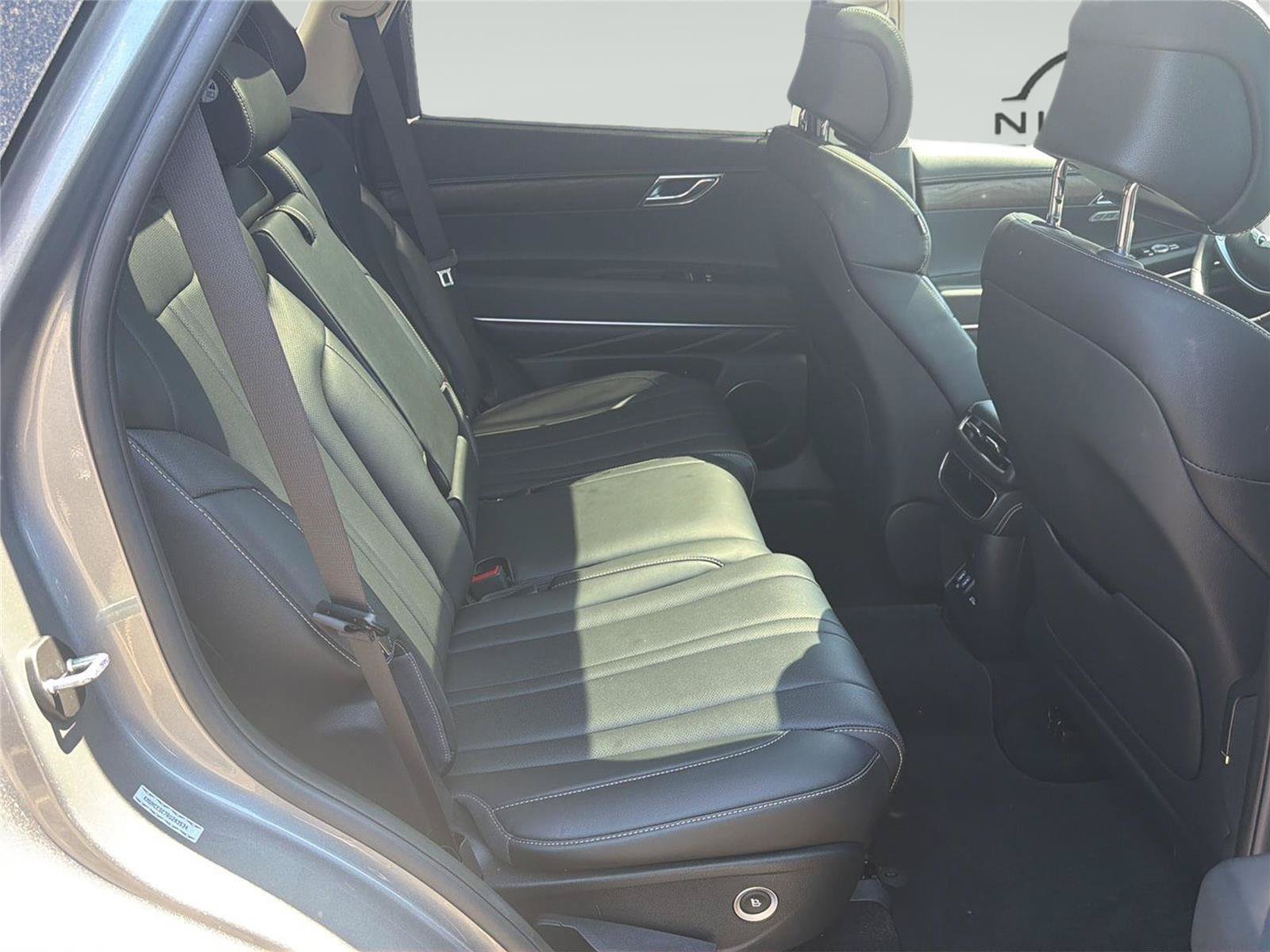 Used 2024 Genesis GV80 3.5T AWD/4WD image 31