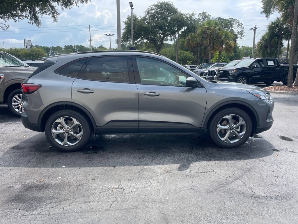 Used 2026 Ford Escape ST-Line FWD image 7