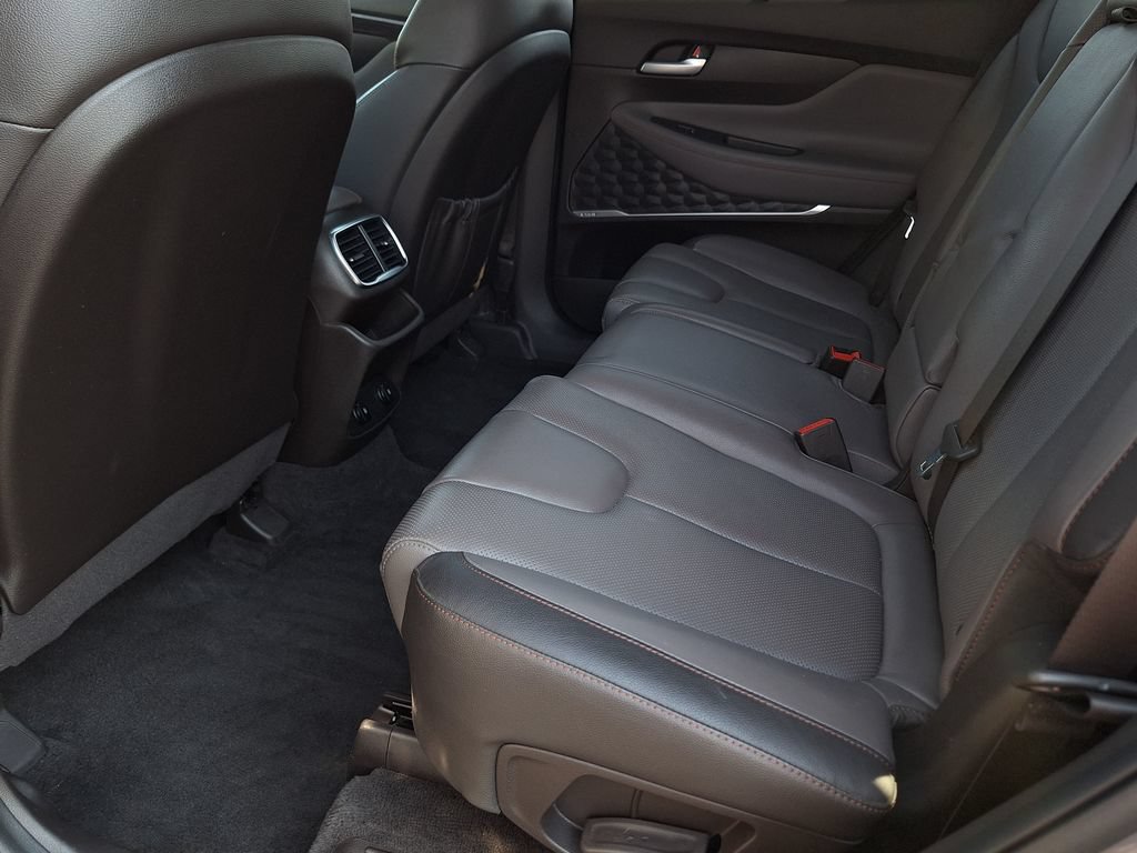Used 2019 Hyundai Santa Fe Limited AWD/4WD image 12