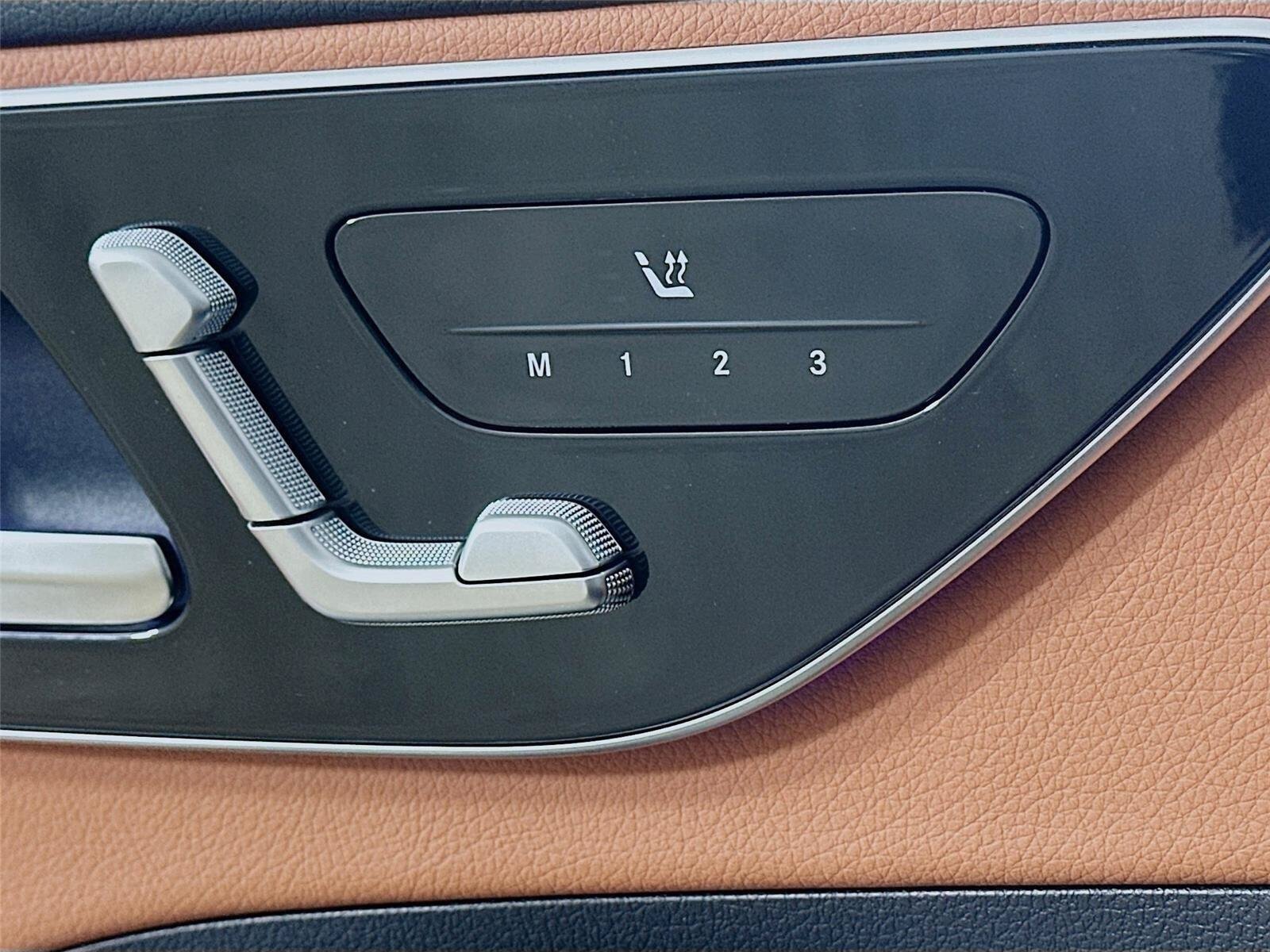 Used 2026 Mercedes-Benz C 300 4MATIC Sedan image 25
