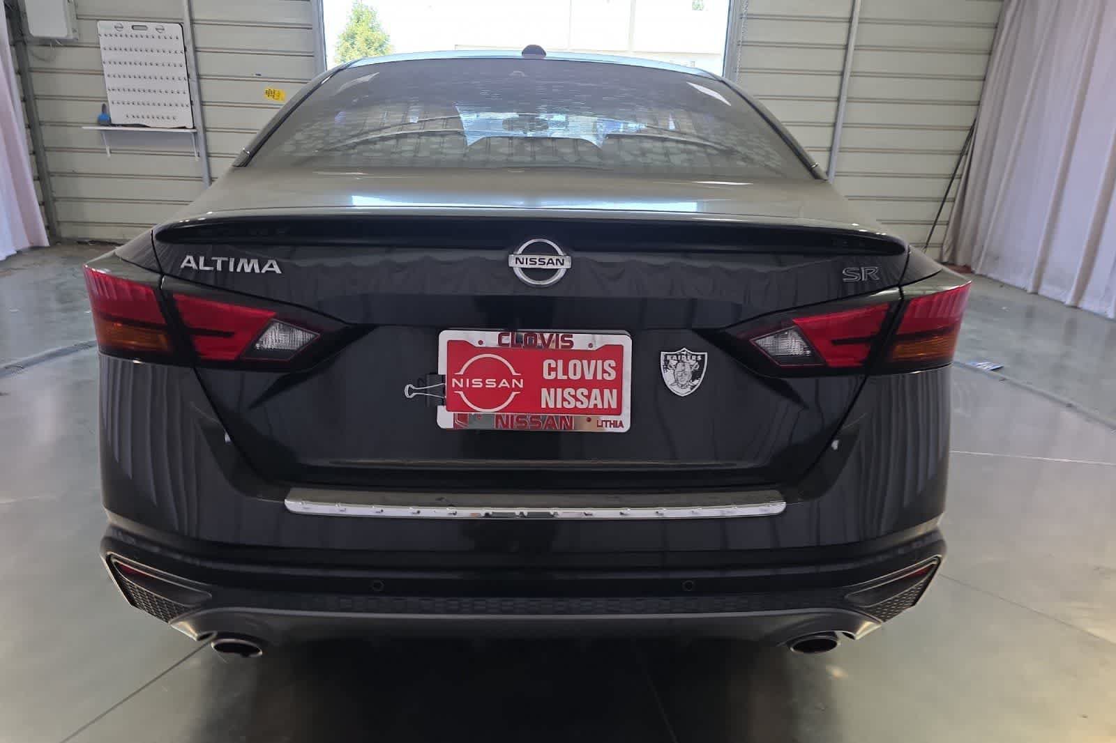 Used 2021 Nissan Altima 2.5 SR FWD image 8