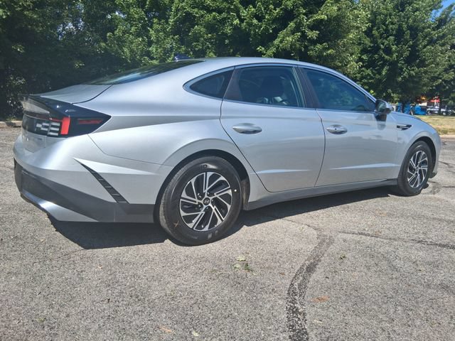 Used 2026 Hyundai Sonata Blue FWD image 6