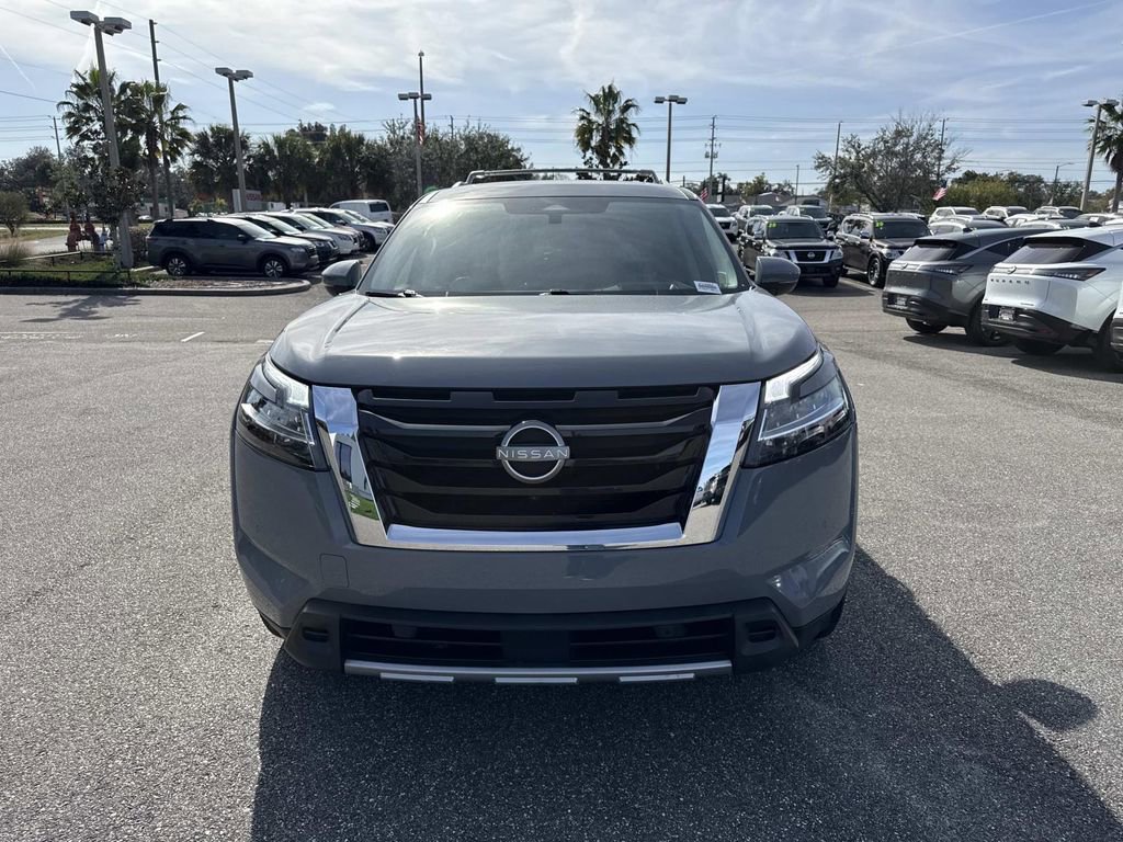 Used 2023 Nissan Pathfinder Platinum w/ Cargo Package image 9