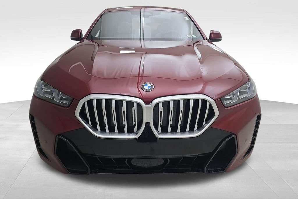 Certified 2026 BMW X6 xDrive40i AWD/4WD image 4