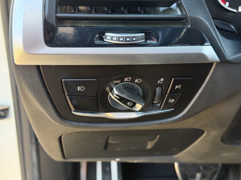 Used 2018 BMW X3 M40i AWD/4WD image 25