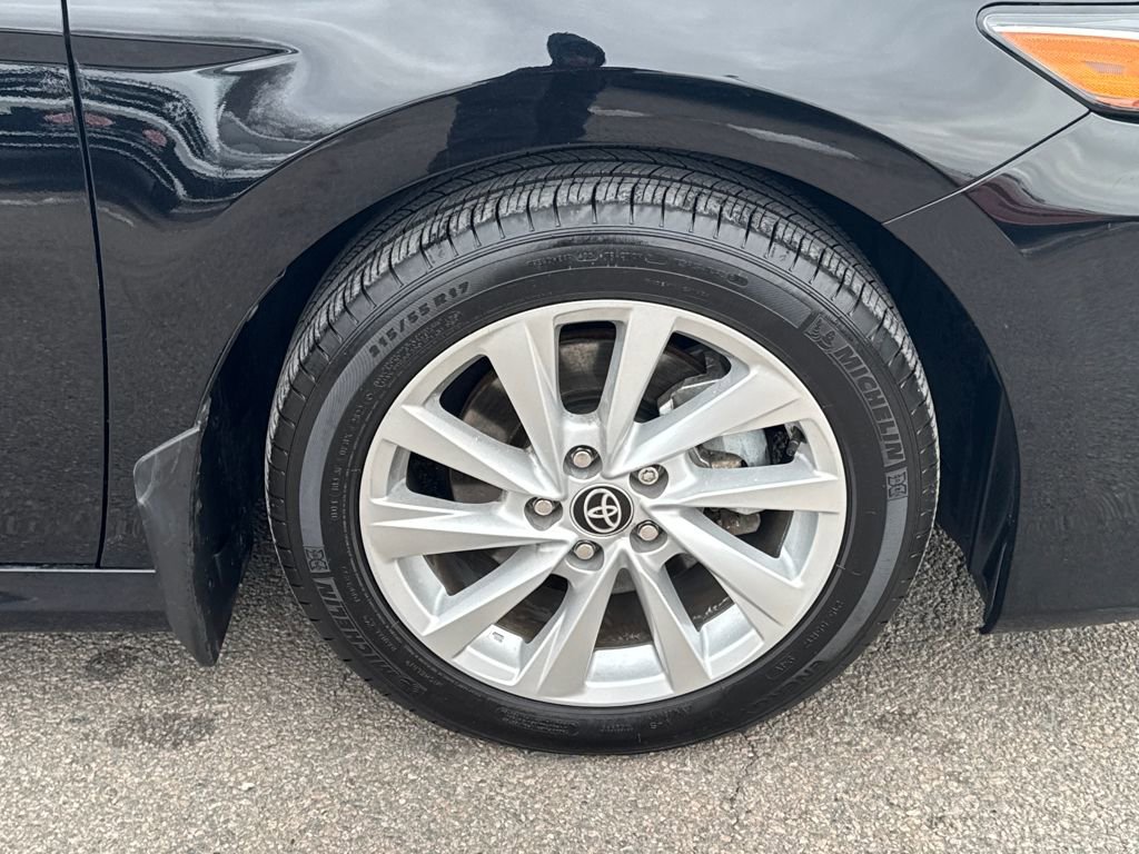 Used 2023 Toyota Camry LE image 40