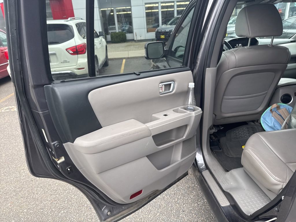 Used 2014 Honda Pilot Touring image 7