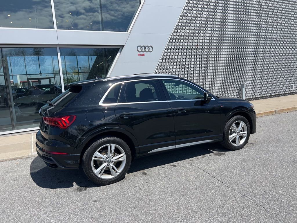 Used 2020 Audi Q3 2.0T Prestige w/ Prestige Package image 20
