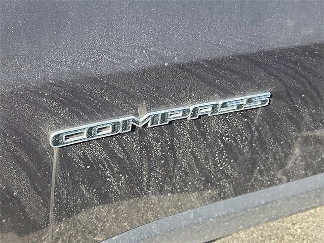 Used 2022 Jeep Compass Latitude w/ Convenience Group image 4