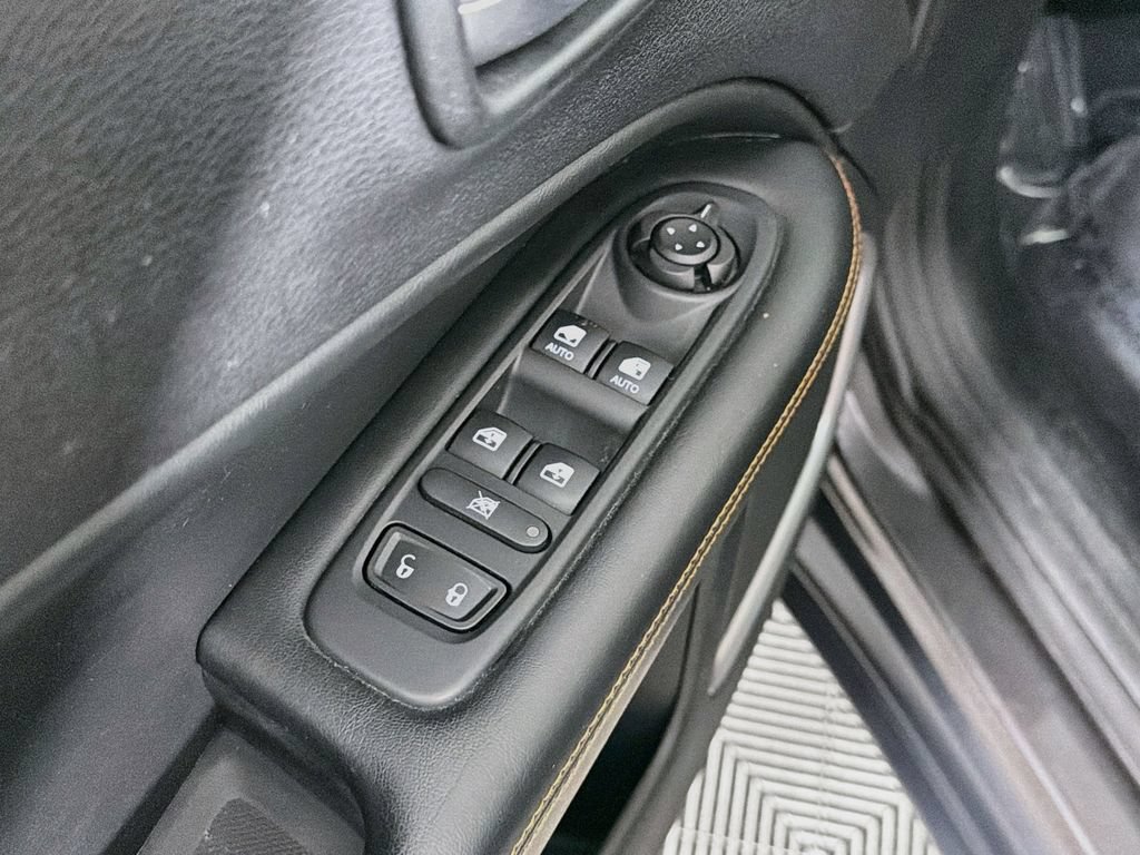 Used 2019 Jeep Compass Limited AWD/4WD image 28