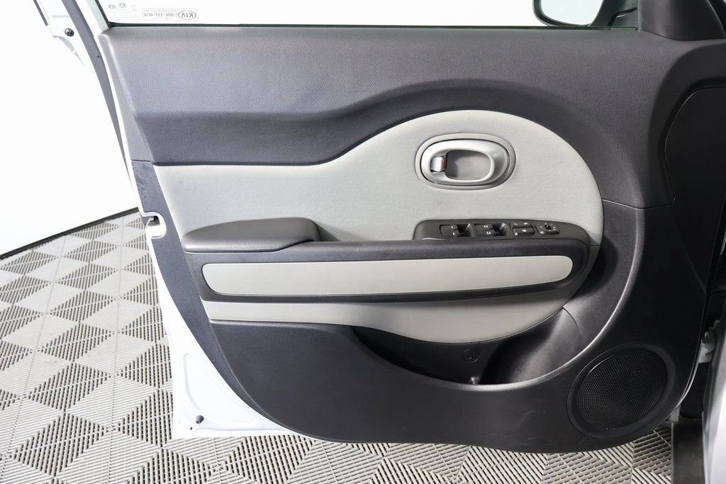 Used 2016 Kia Soul + w/ Eco Package FWD image 12